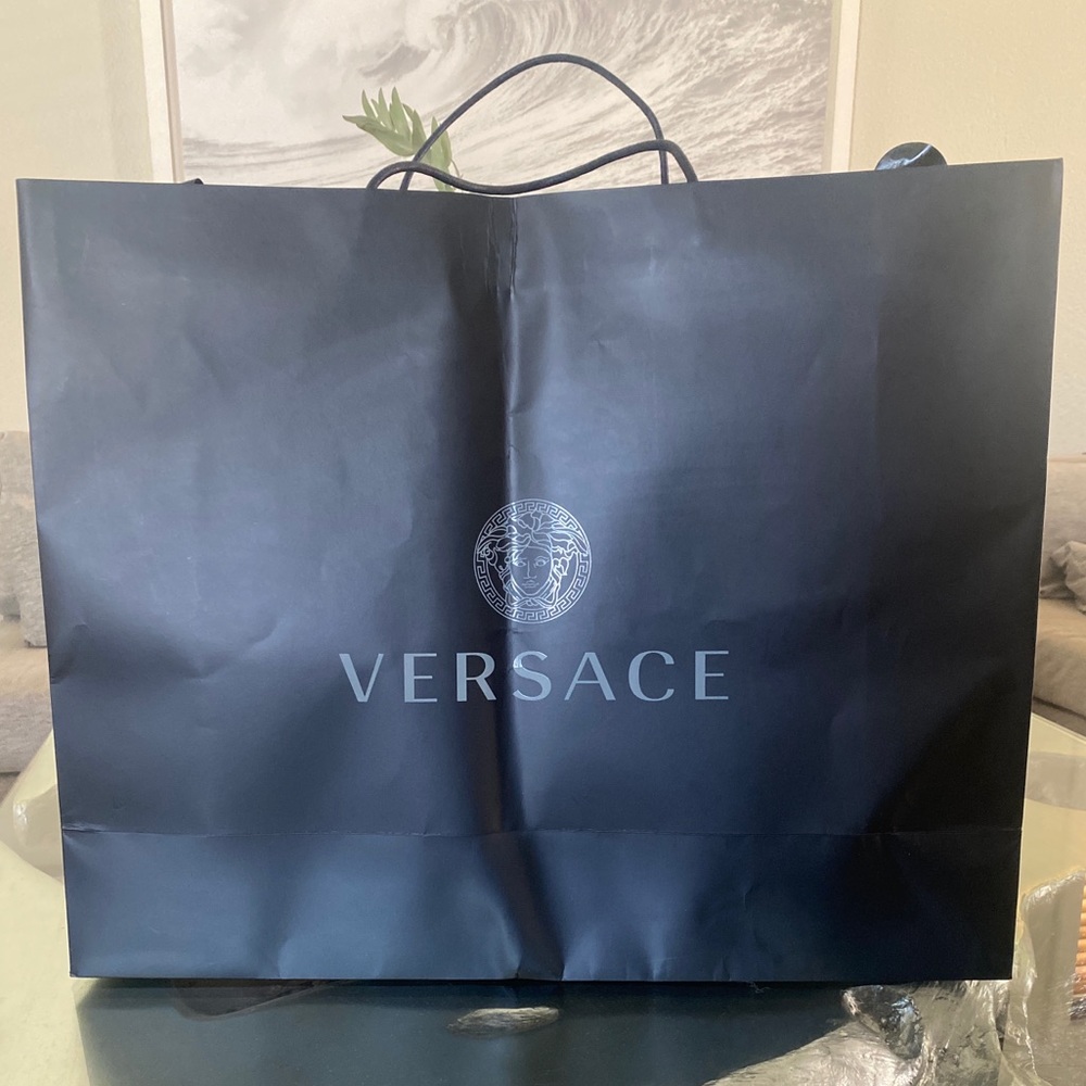 Versace: Gift Bag 🛍 24” W x 19.5 H